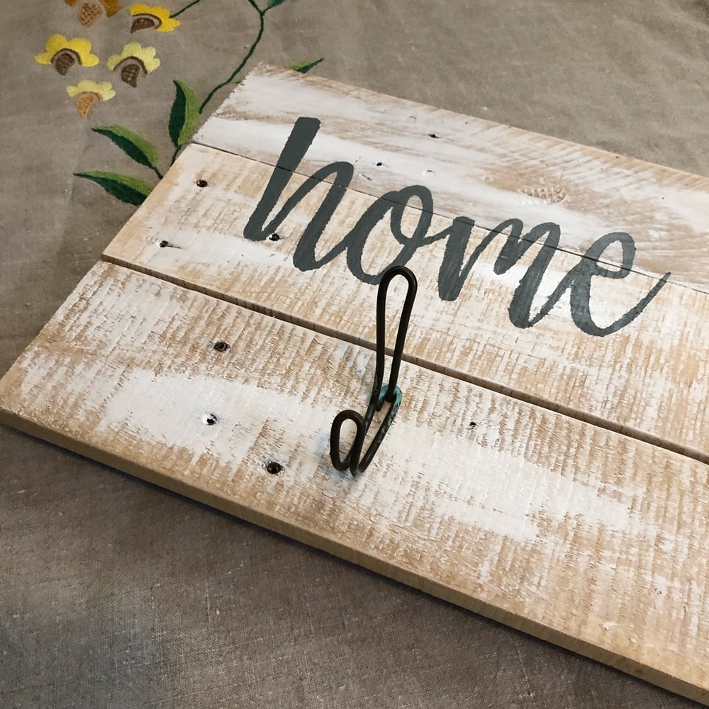 Large Reclaimed Wood Home Sweet Home Sign w Hooks - Picture 2 of 3